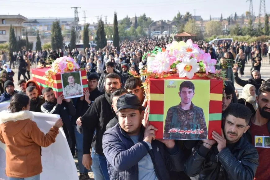 Li Kobanê 2 şehîd hatin oxirkirin