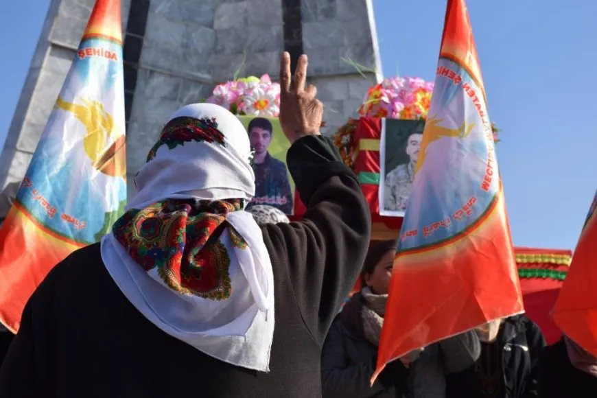Li Kobanê 2 şehîd hatin oxirkirin