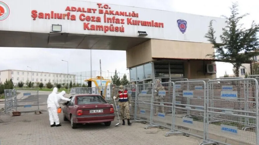 Di girtîgehên Tirkiyeyê de 709 kesan jiyana xwe ji dest dan