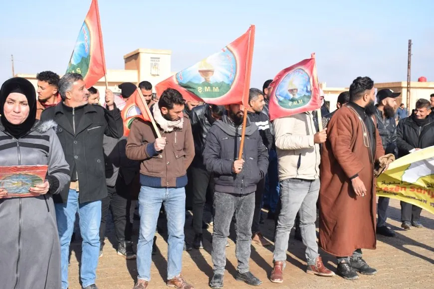 Malbatên şehîdan: Li dora hêzên leşkerî û rêveberiya siyasî kom bibin