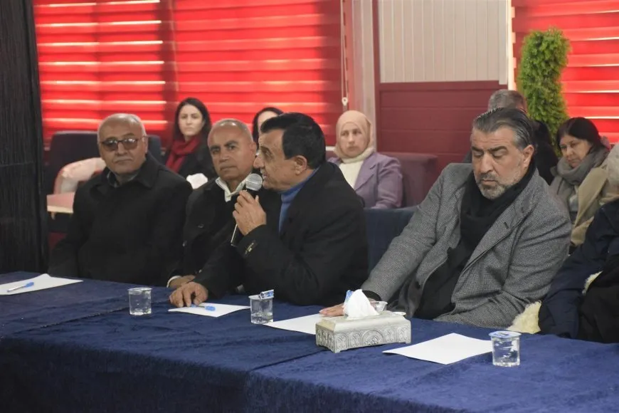 Li Dêrikê têkildarî yekrêziya Kurdî civîn