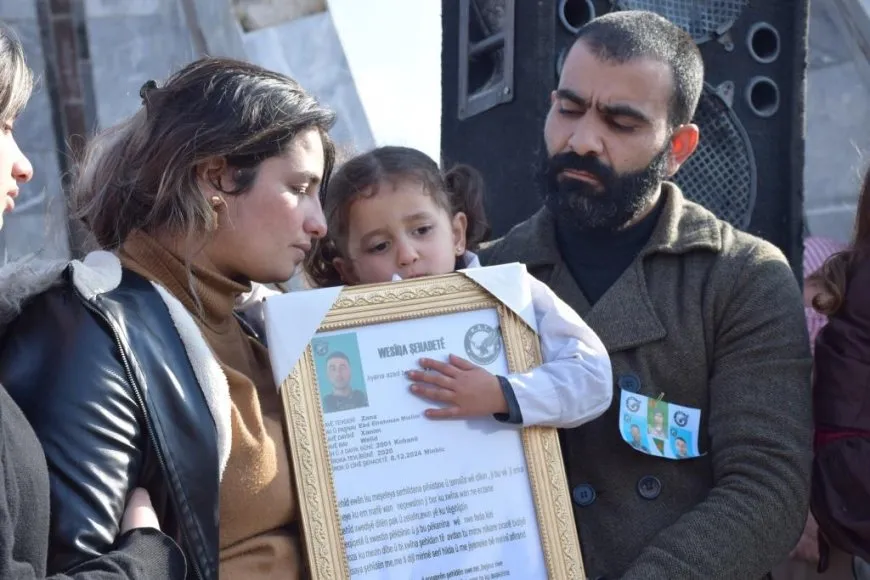Cangoriyên azadiyê bi tilîliyên serkeftinê hatin oxirkirin