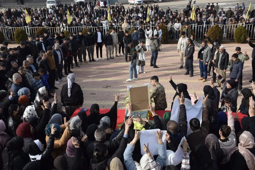 Şehîd Birûsk Dêrik bi girseyî hat oxirkirin