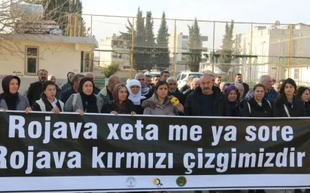 Li ser sînor peyama "Rojava xeta me ya sor e"