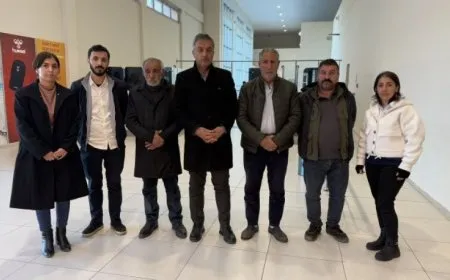 Şandeya dê biçe cenazeyan bîne ji duh ve tê astengkirin