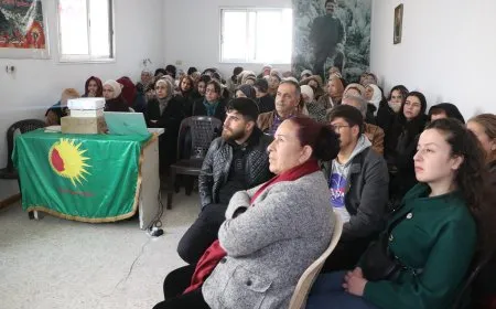 Şehîdên Komkujiya Parîsê li Helebê hatin bibîranîn