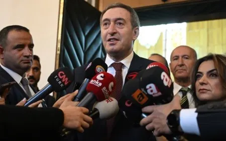 Bakirhan: Divê deriyê Îmraliyê bê vekirin