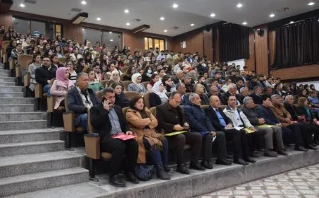 Zanîngeha Kobanê Komxebatek li dar xist