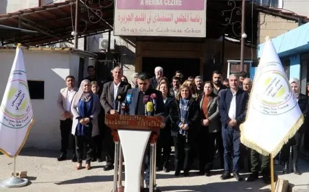 Rêveberiya Xweser êrişên li ser nobedarên bendava Tişrîn şermezar kir