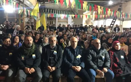 Şehîdên bendava Tişrînê û Pira Qereqozaqê li Beyrûtê hatin bibîranîn