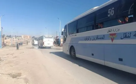 500 penaberên iraqî ji kampa Holê derketin