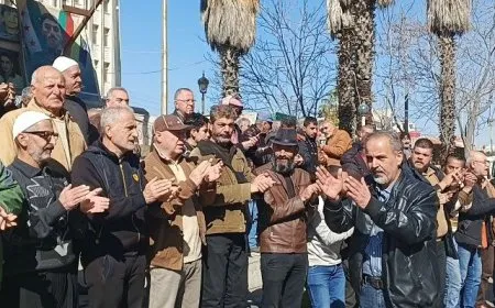 Piştî erkdarkirina El Colanî bo serokatiya Sûriyeyê li Siwêdayê bertekên gel