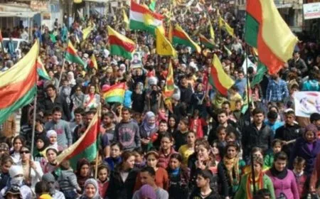 65 Rewşenbîrên Sûriyeyî ji bo Kurdan banga Çareseriya nenavendî kirin