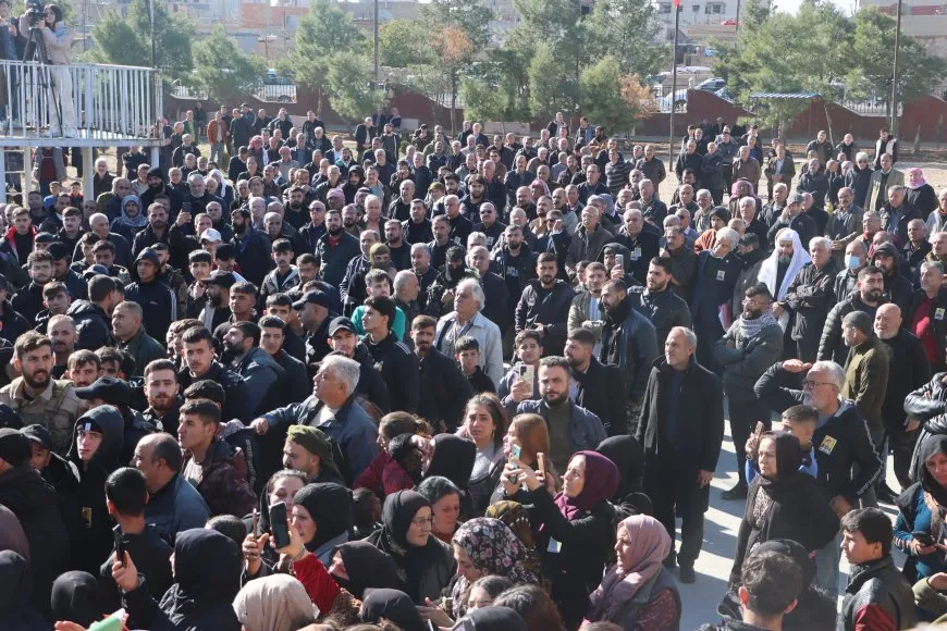 Di merasîmên şervanên QSD`ê de helwesta `Em hemû QSD ne’