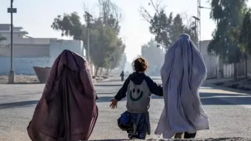 Talîbanê vê carê jî pace li jinan qedexe kir