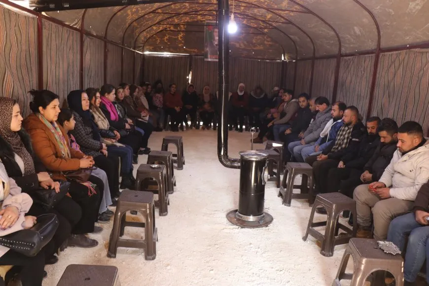 Şêniyên Helebê sersaxî dan malbatên 3 şehîdên taxa Şêxmeqsûdê