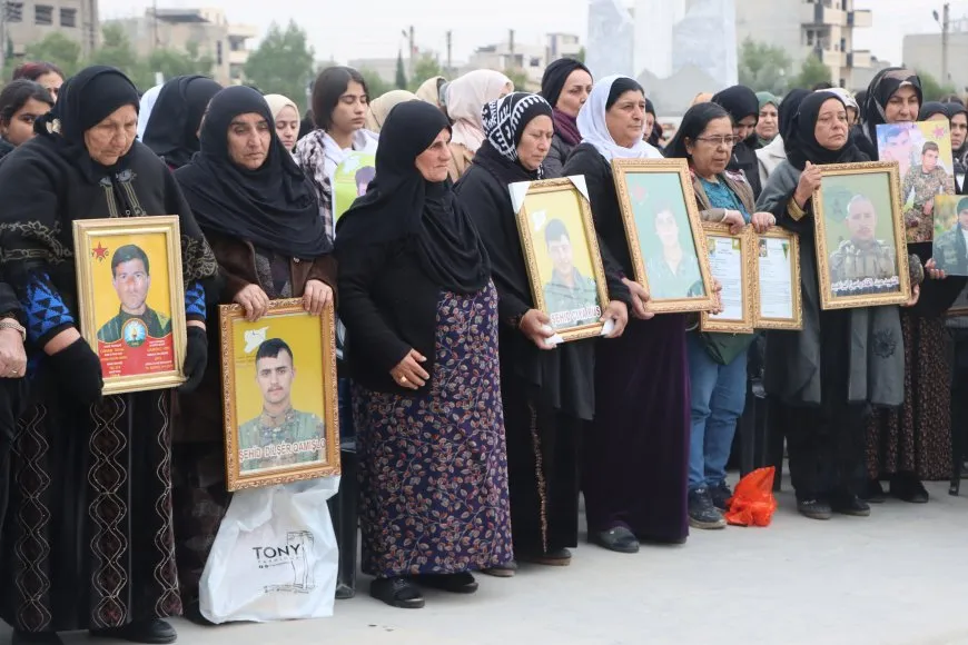 Li Qamişloyê şehîdên mehên Kanûn û Çileyê hatin bibîranîn