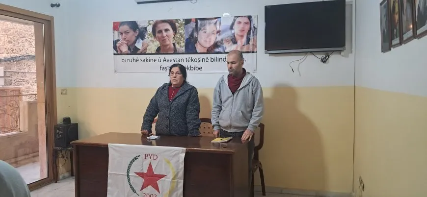 Şehîdên Parîsê li Lubnanê hatin bibîranîn