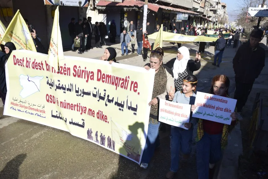 Şêniyên Dêrikê û Amûdê piştgirî da QSD`ê
