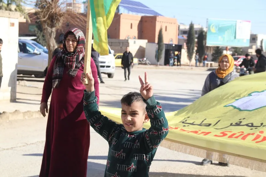 Şêniyên Dêrikê û Amûdê piştgirî da QSD`ê