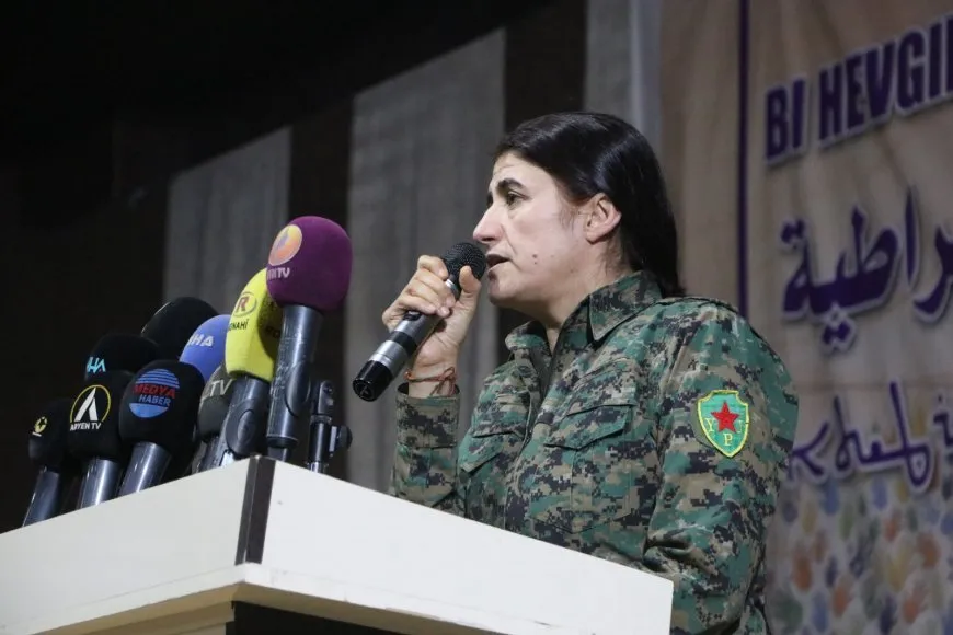 Ji fermandarên YPJˈê banga tevlêbûna nava refên parastinê