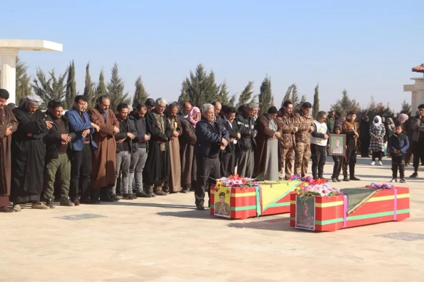 Şêniyên kantona Reqayê 2 şehîd spartin axê