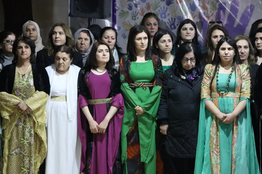 Komxebata Şêwirmendiyê ya Jinan bi girîngîdayîna rola jinan bi dawî bû