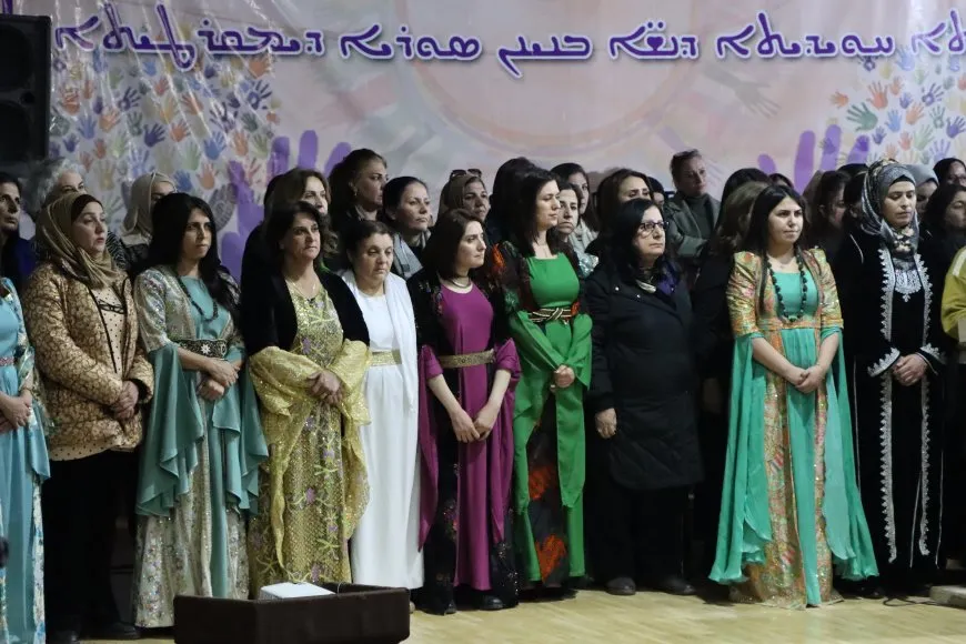 Komxebata Şêwirmendiyê ya Jinan bi girîngîdayîna rola jinan bi dawî bû