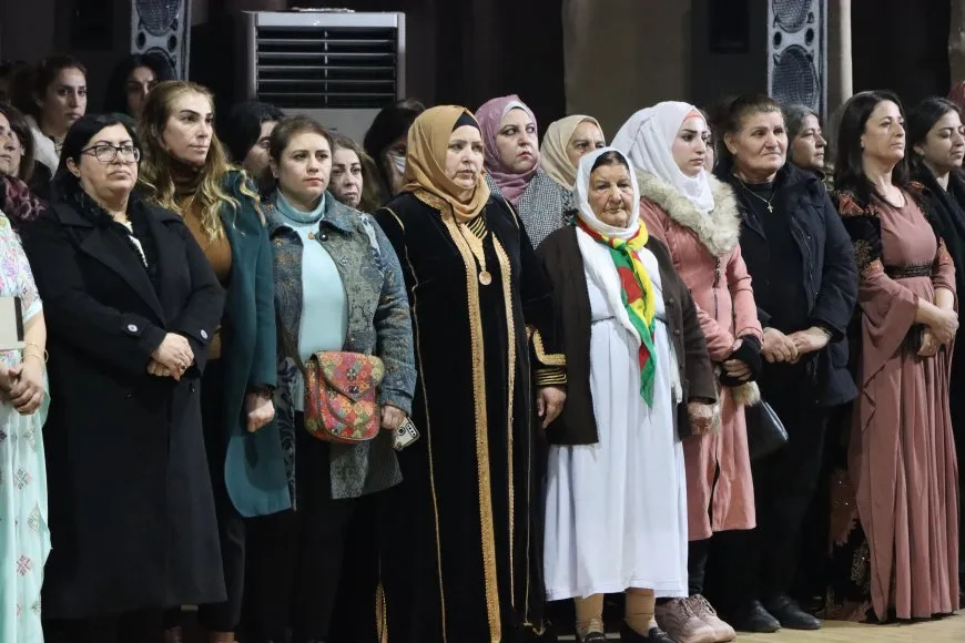 Komxebata Şêwirmendiyê ya Jinan bi girîngîdayîna rola jinan bi dawî bû