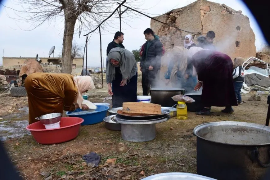 ‘Em dayik em ê çekê rakin û piştgiriya şervanên xwe bikin’
