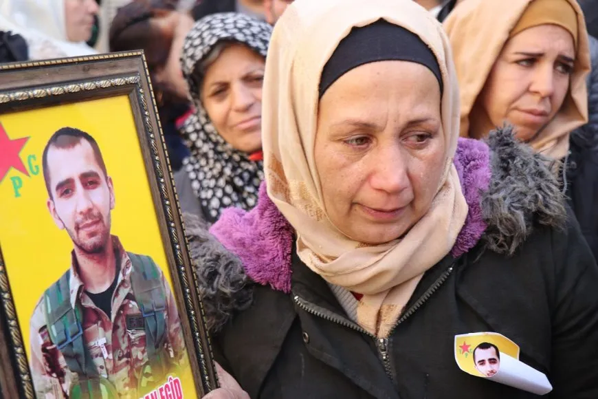 Li Şêxmeqsûd û Eşrefiyê 3 şehîd hatin veşartin
