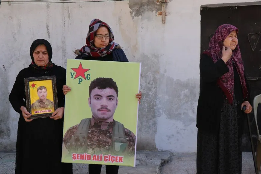Ji malbatên 3 şehîdan re sersaxî hat xwestin