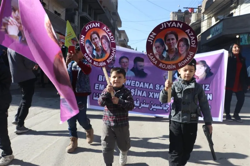 Şehîdên Komkujiya Parîsê li Hesekê hatin bibîranîn