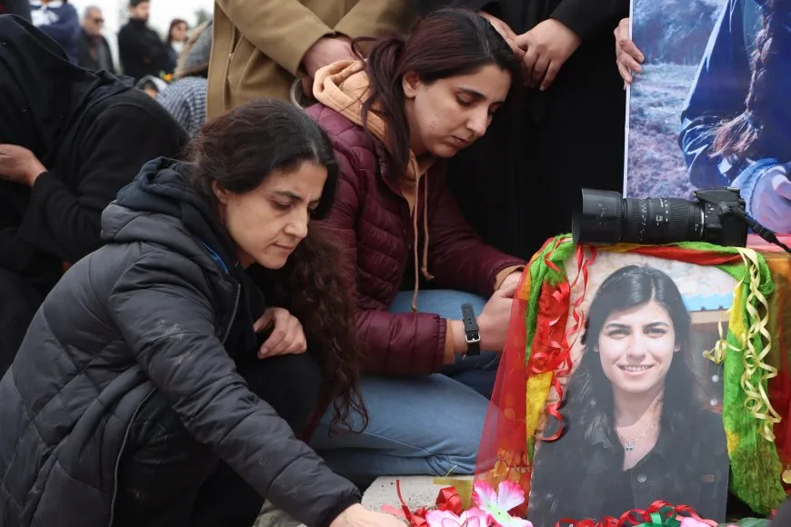 Cenazeyên şehîd Cîhan Bîlgîn û Nazim Daştan hatin definkirin