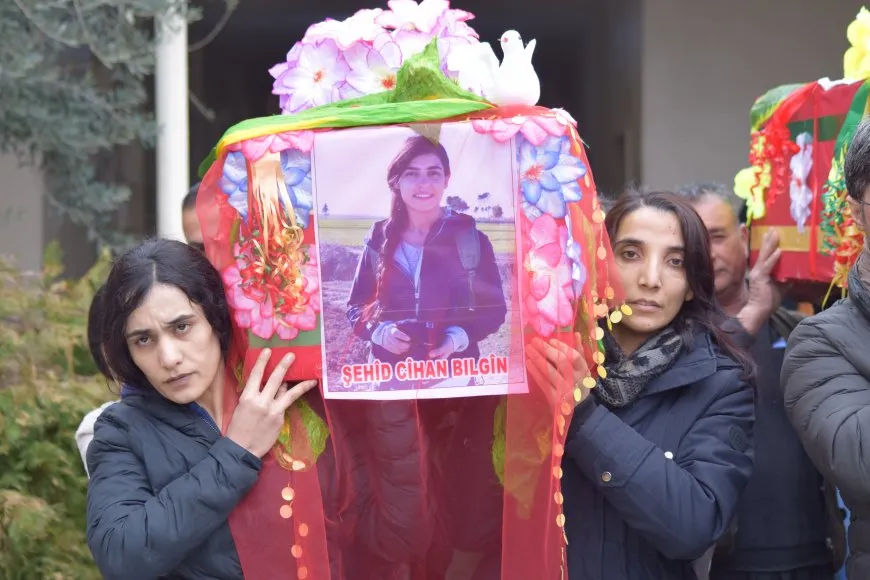 Cenazeyên şehîd Cîhan Bîlgîn û Nazim Daştan hatin definkirin