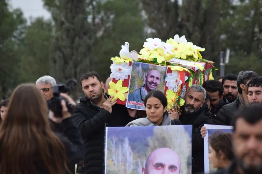 Cenazeyên şehîd Cîhan Bîlgîn û Nazim Daştan hatin definkirin