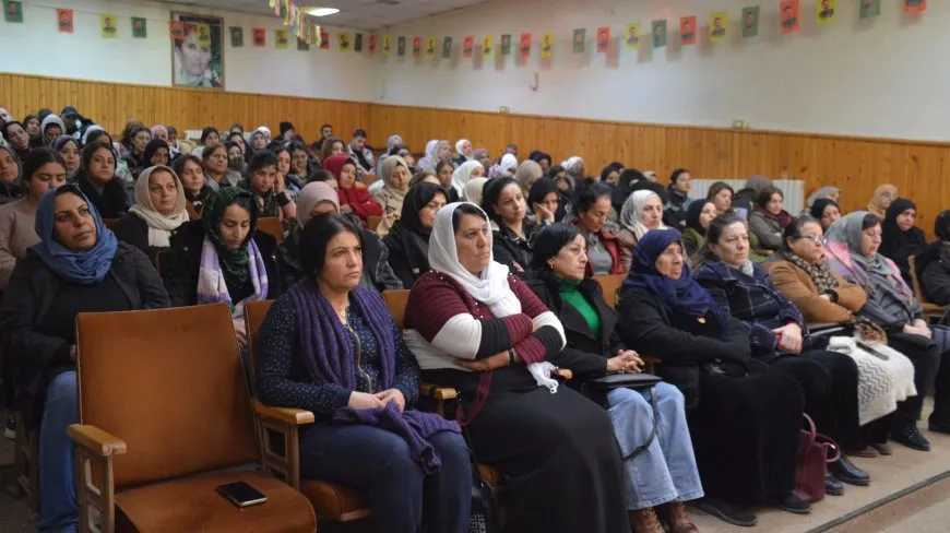 Şehîdên Komkujiya Parîsê hatin bibîranîn