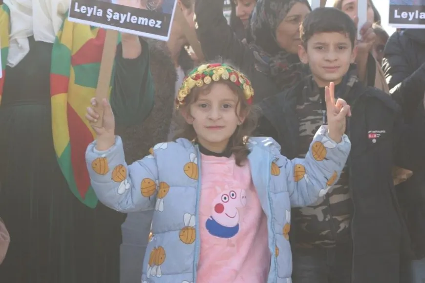 Şehîdên Komkujiya Parîsê hatin bibîranîn