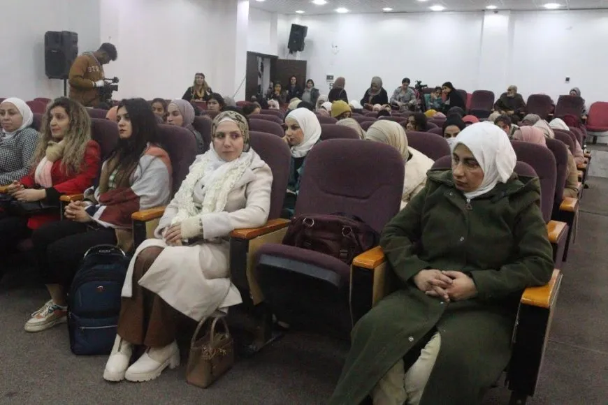 Jinên siyasetmedar rola jinên Sûriyeyî di pêşeroja Sûriyeyê de nîqaş kirin
