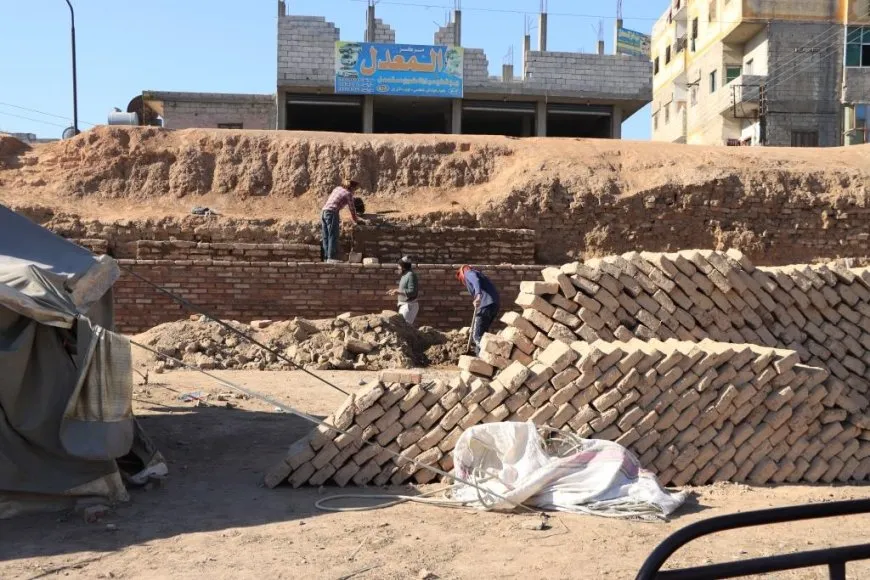 Sererastkirina sûrê şûnwarî yê Reqayê ber bi dawiyê ve ye