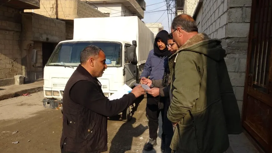 Rêvberiya Xweser alîkariyê li koçberên Efrînê belav dike