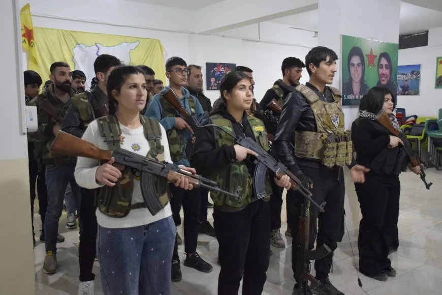 Li Qamişloyê ciwanan tabûreke din ava kir