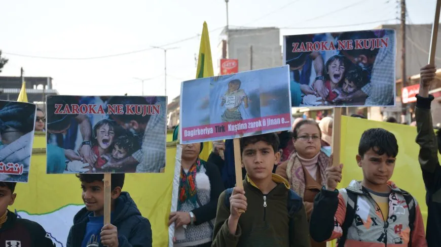 Li gelek bajaran hêrsa li hemberî êriş û komkujiyan