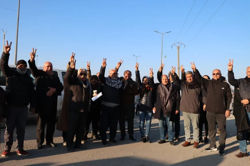 Bi sedan kesên din ber bi Bendava Tişrînê ve bi rê ketin
