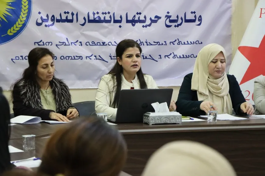 Di nîqaşên komxebatê de: di Sûriyeya nû de divê jin destkeftiyên şoreşê biparêzin