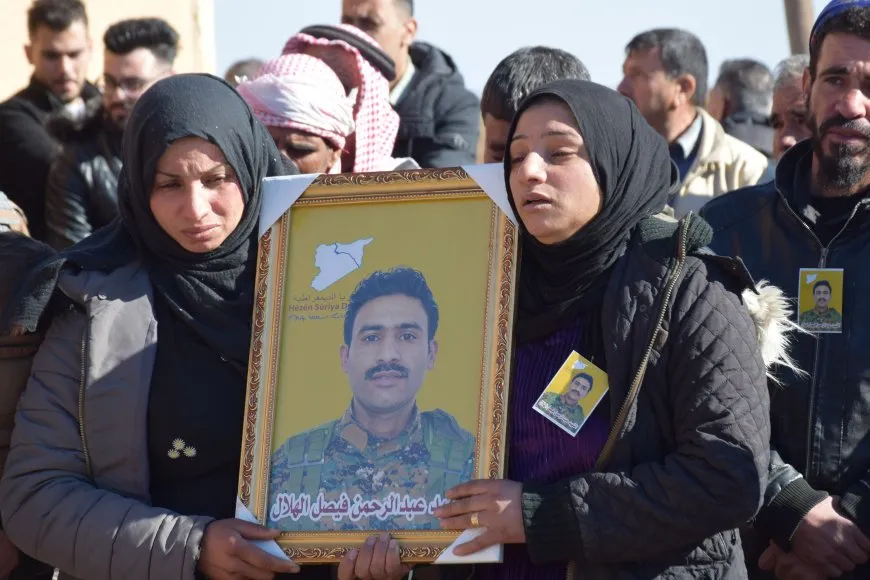 Li Tirbespiyê ji bo şervanekî QSD`ê merasîma xiyabî hate lidarxistin