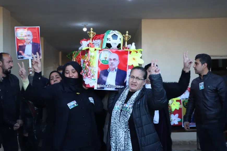 Hevalên şehîd Kêfo Osman wesîyeta wî bi cih anî