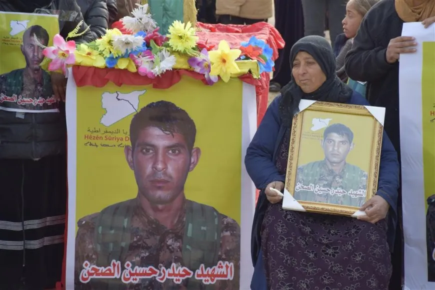 Li Hesekê ji bo du şehîdan merasîmek hat lidarxistin