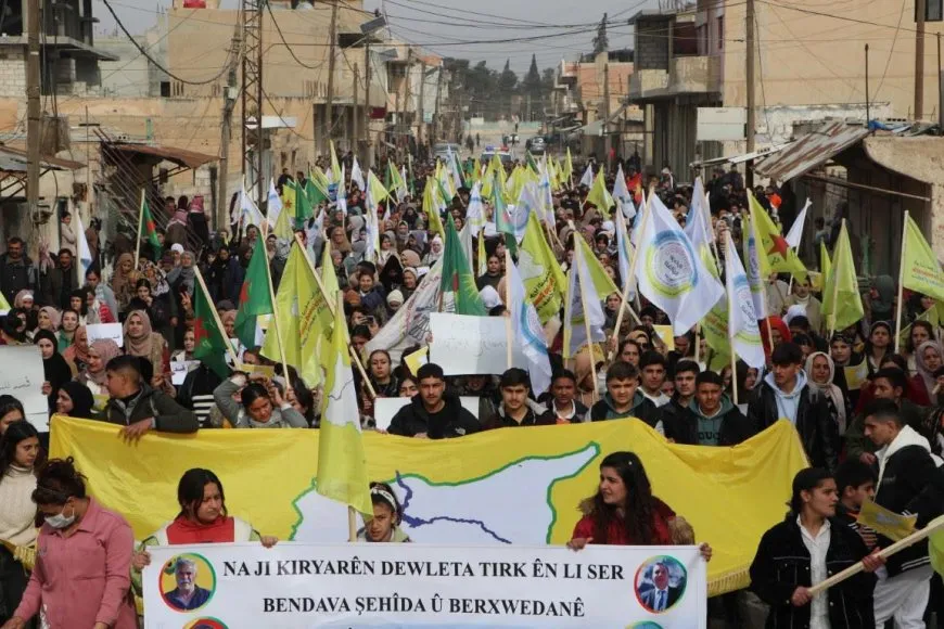 Mamosteyan êrişên dagirkeran şermezar kirin û piştgirî da QSD`ê