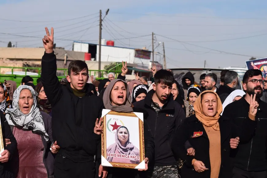 Bi hezaran kes sersaxî da malbatên şehîdên Qamişloyê